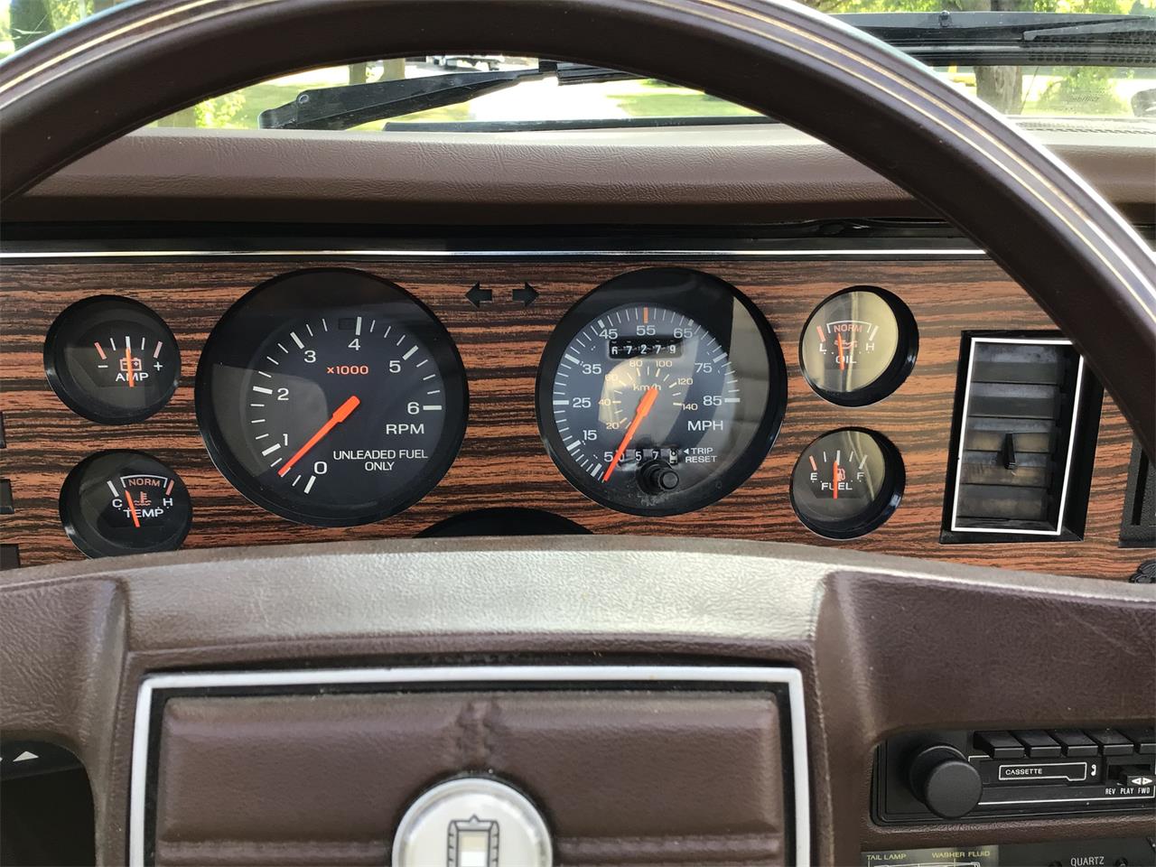 Ford-Mustang-1983-Brown-White-7