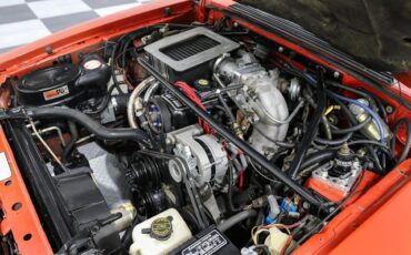 Ford-Mustang-1985-Hatchback-10