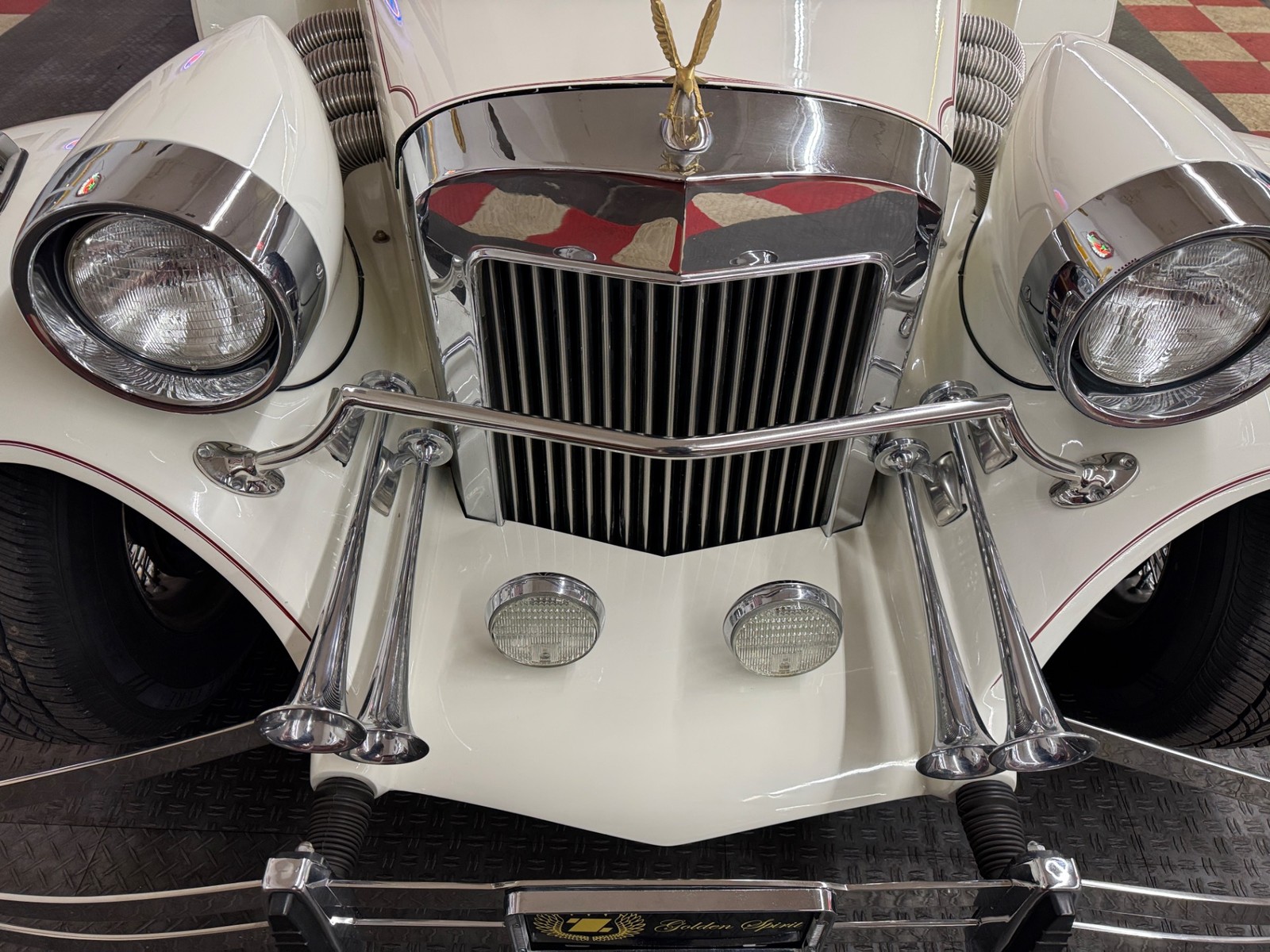 Ford-Mustang-1986-Sedan-23