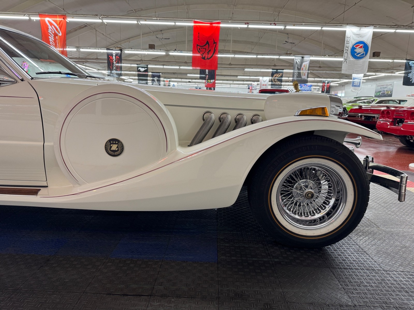 Ford-Mustang-1986-Sedan-31