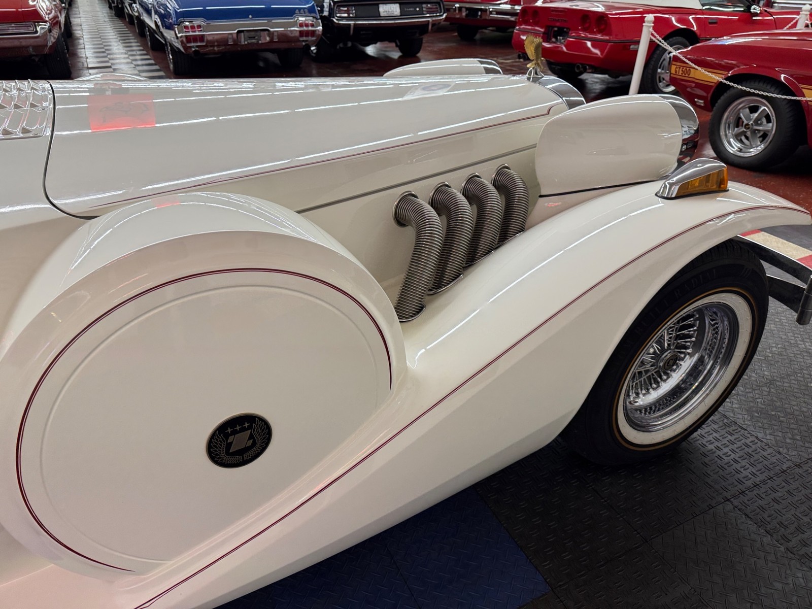 Ford-Mustang-1986-Sedan-32