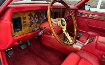 Ford-Mustang-1986-Sedan-37