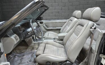 Ford-Mustang-1987-Convertible-10