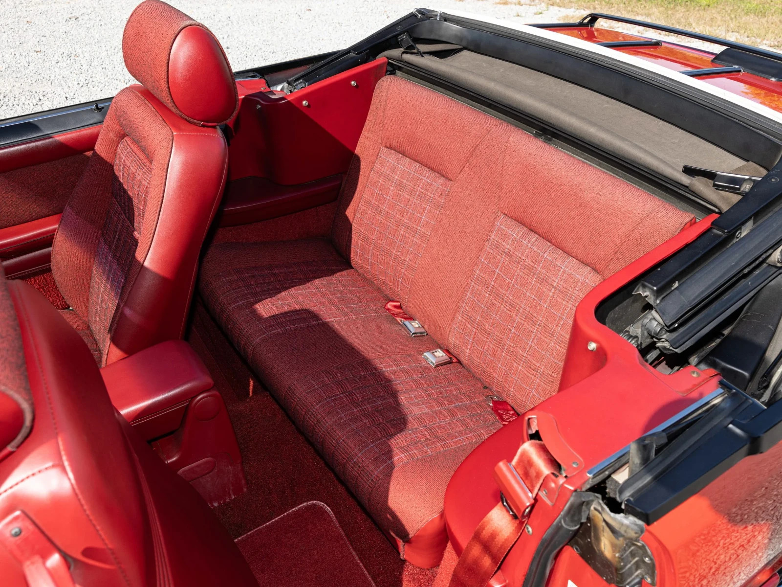 Ford-Mustang-1989-Convertible-21