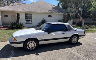 Ford-Mustang-1989-Convertible