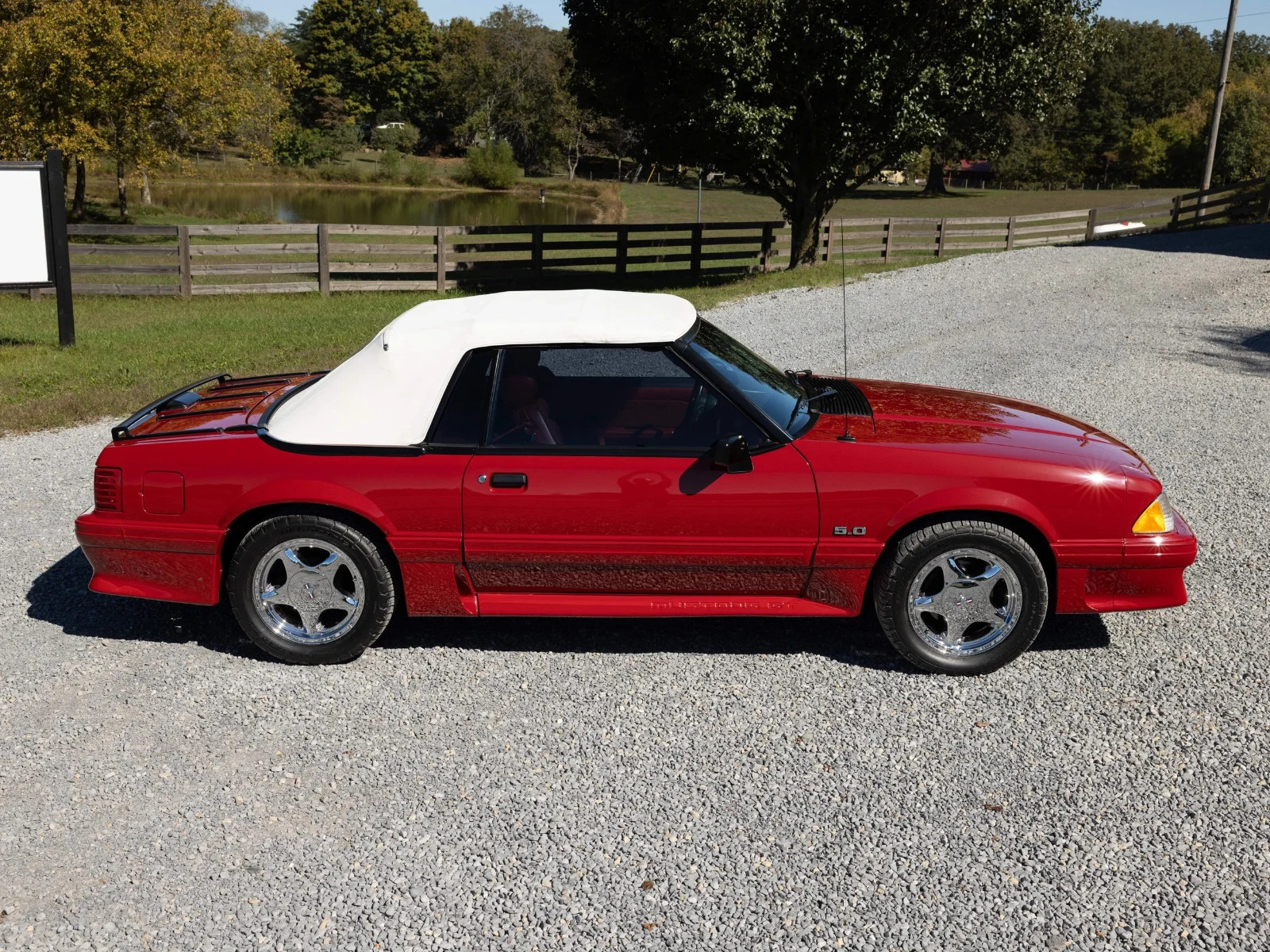 Ford-Mustang-1989-Convertible-4