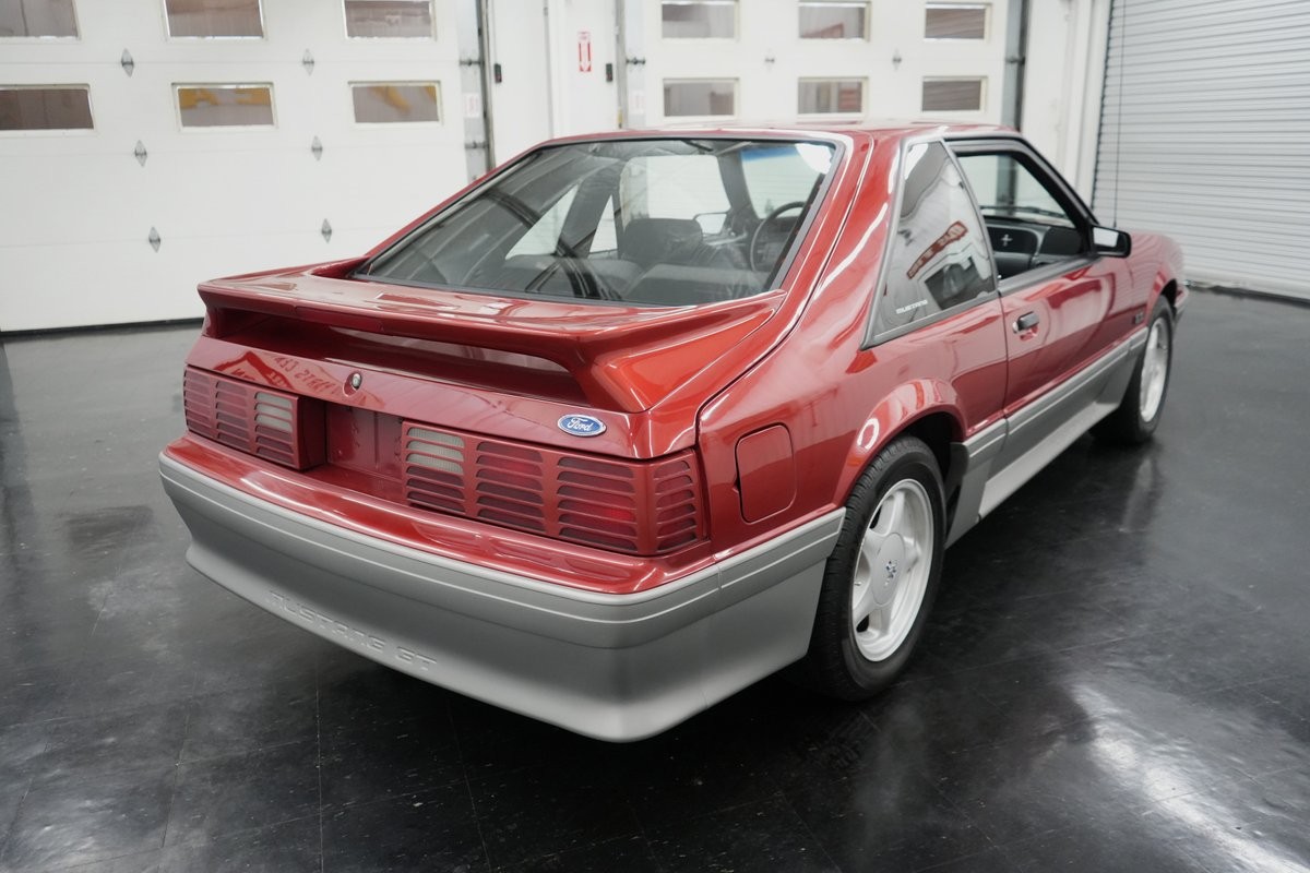 Ford-Mustang-1992-Hatchback-15