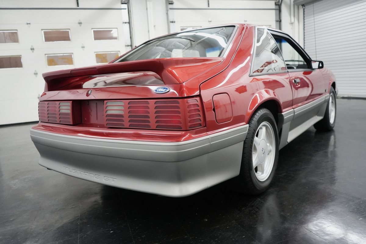 Ford-Mustang-1992-Hatchback-16