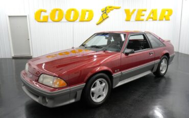 Ford-Mustang-1992-Hatchback-2