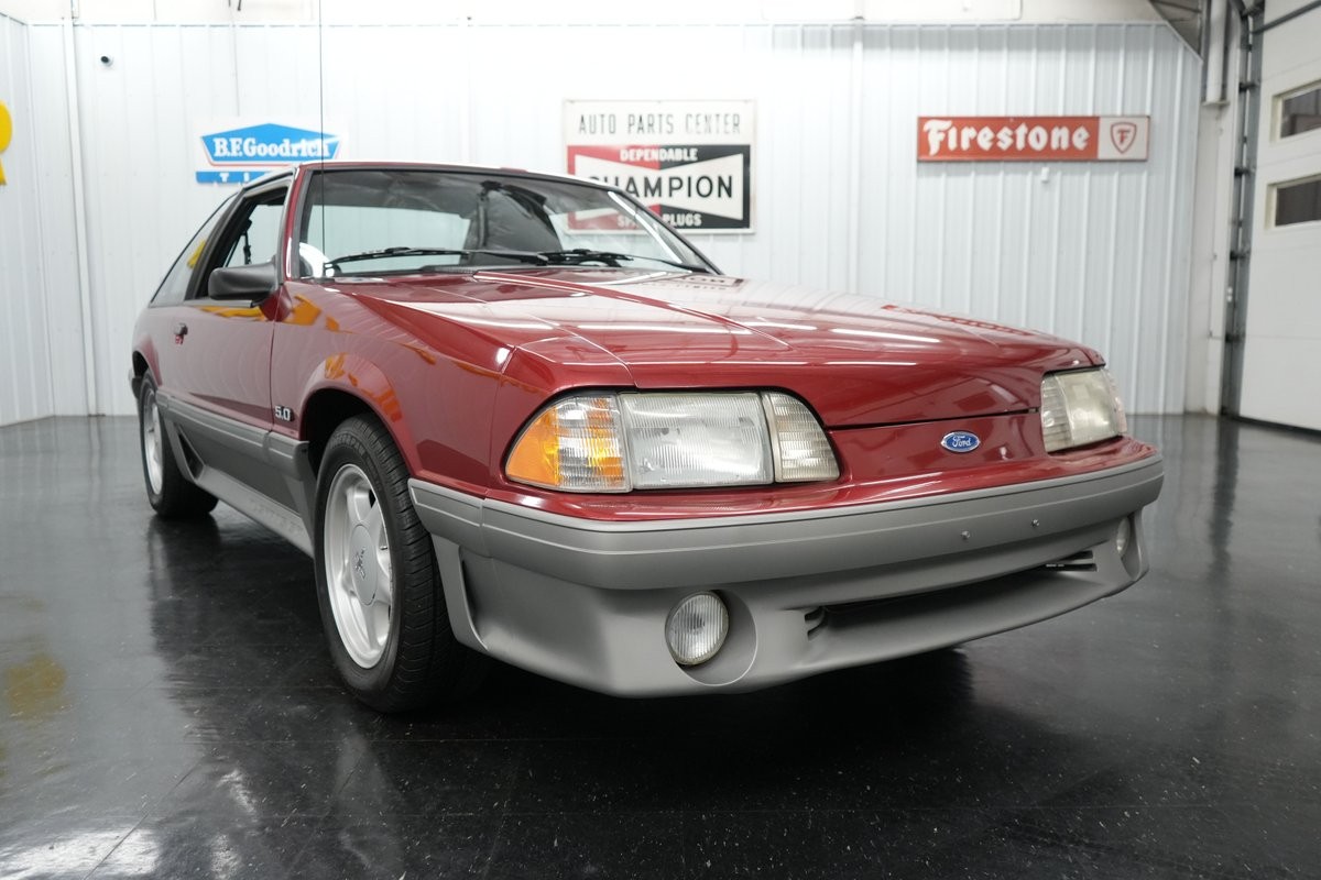 Ford-Mustang-1992-Hatchback-22
