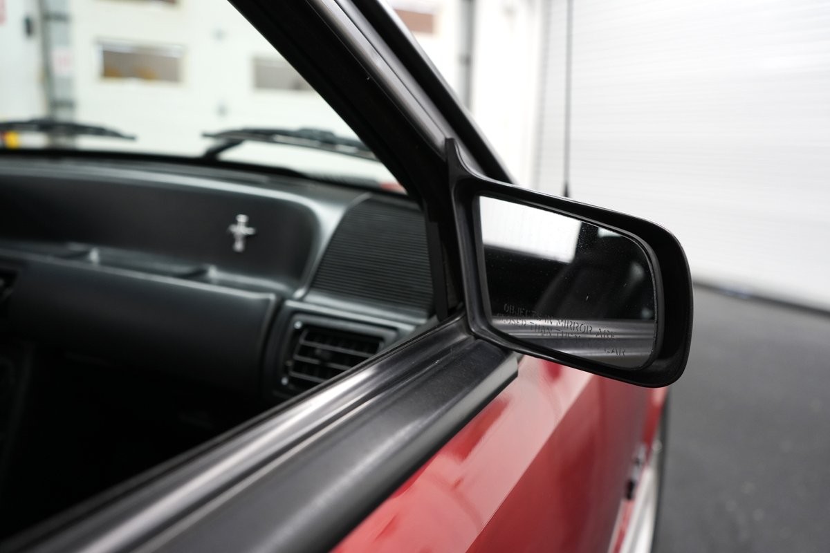 Ford-Mustang-1992-Hatchback-25