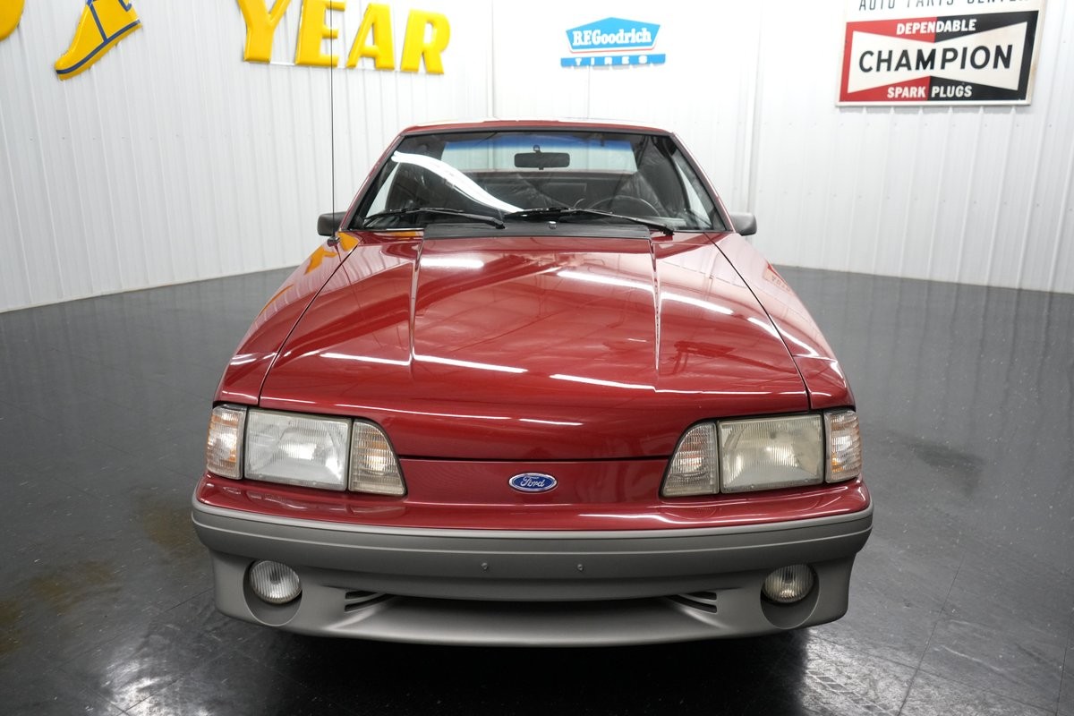 Ford-Mustang-1992-Hatchback-27