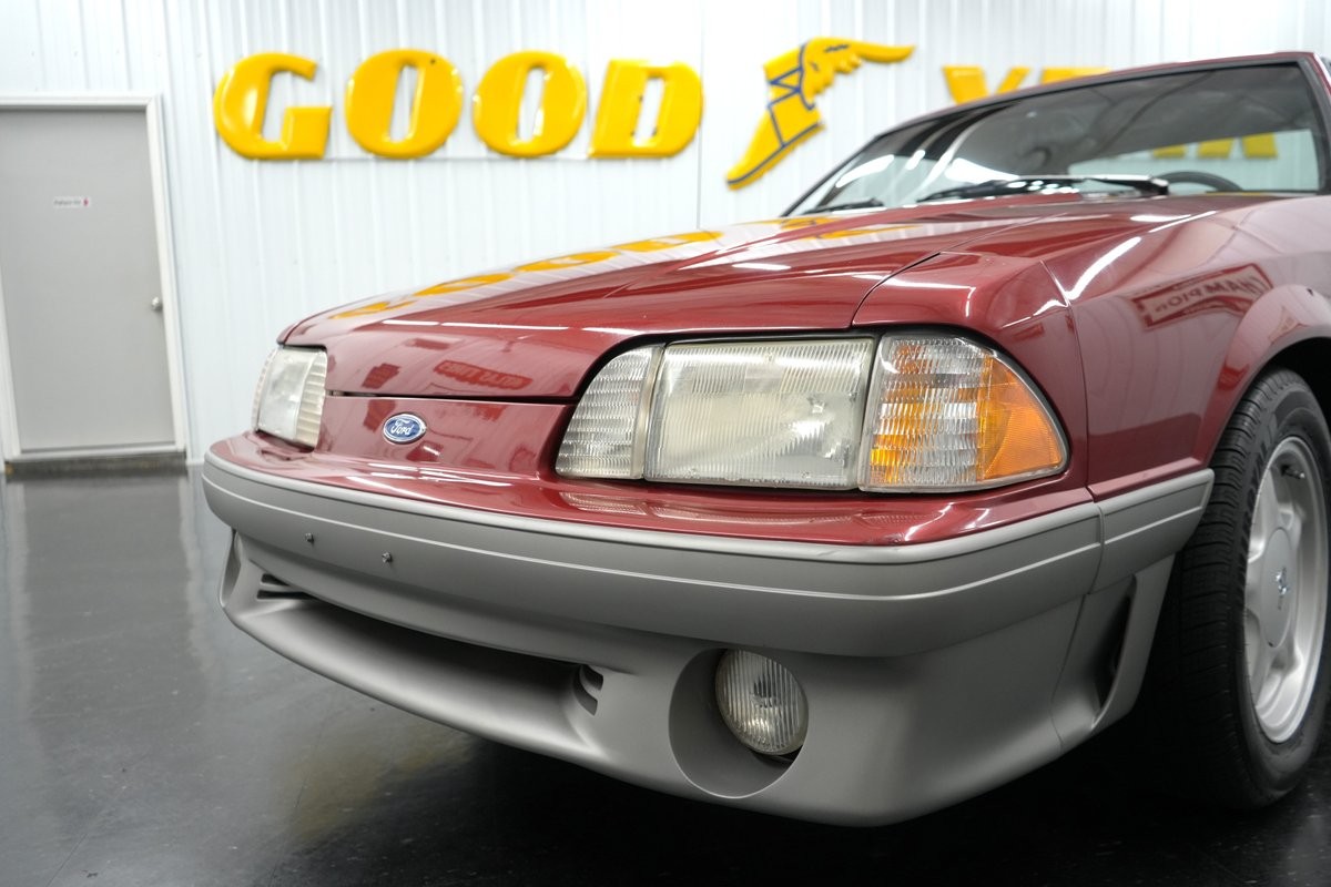Ford-Mustang-1992-Hatchback-29