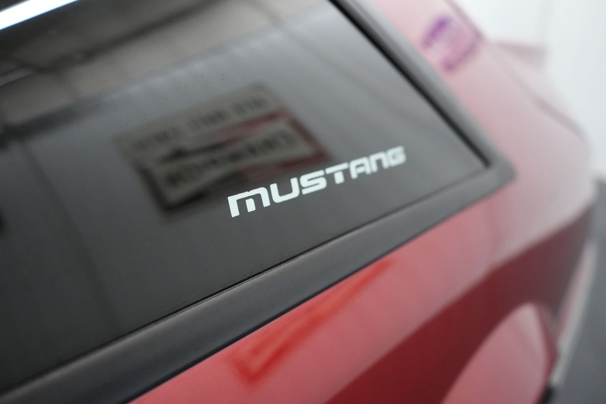 Ford-Mustang-1992-Hatchback-34