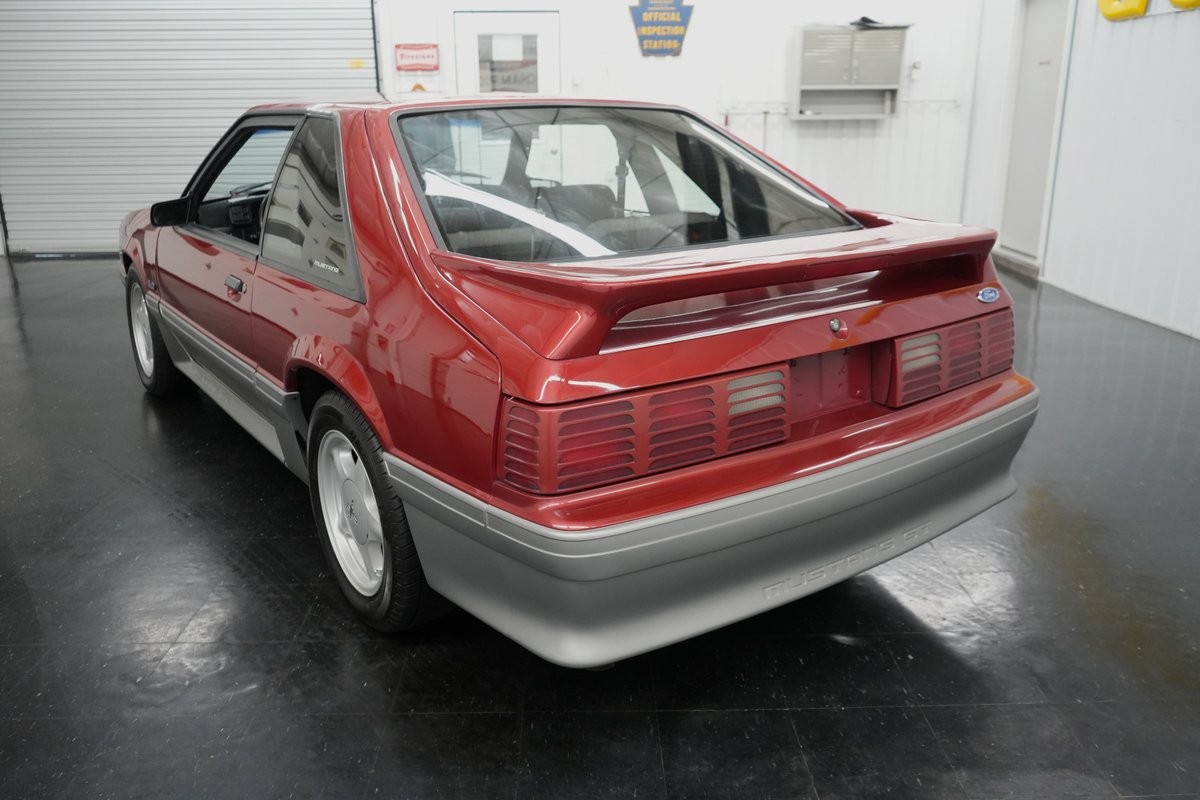 Ford-Mustang-1992-Hatchback-6