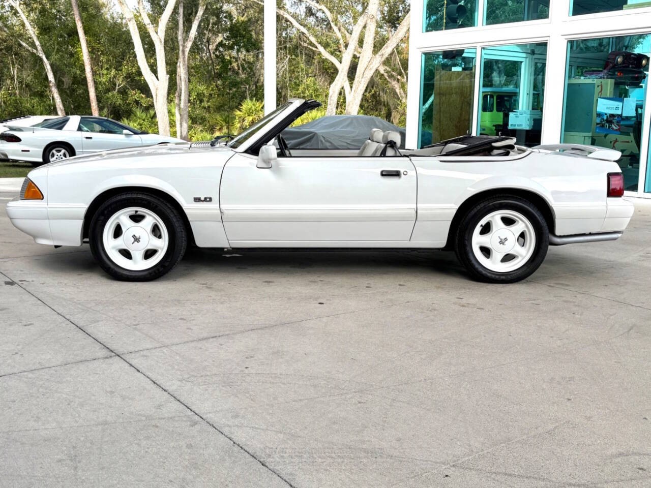 Ford-Mustang-1993-Convertible-10