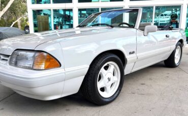 Ford-Mustang-1993-Convertible-12