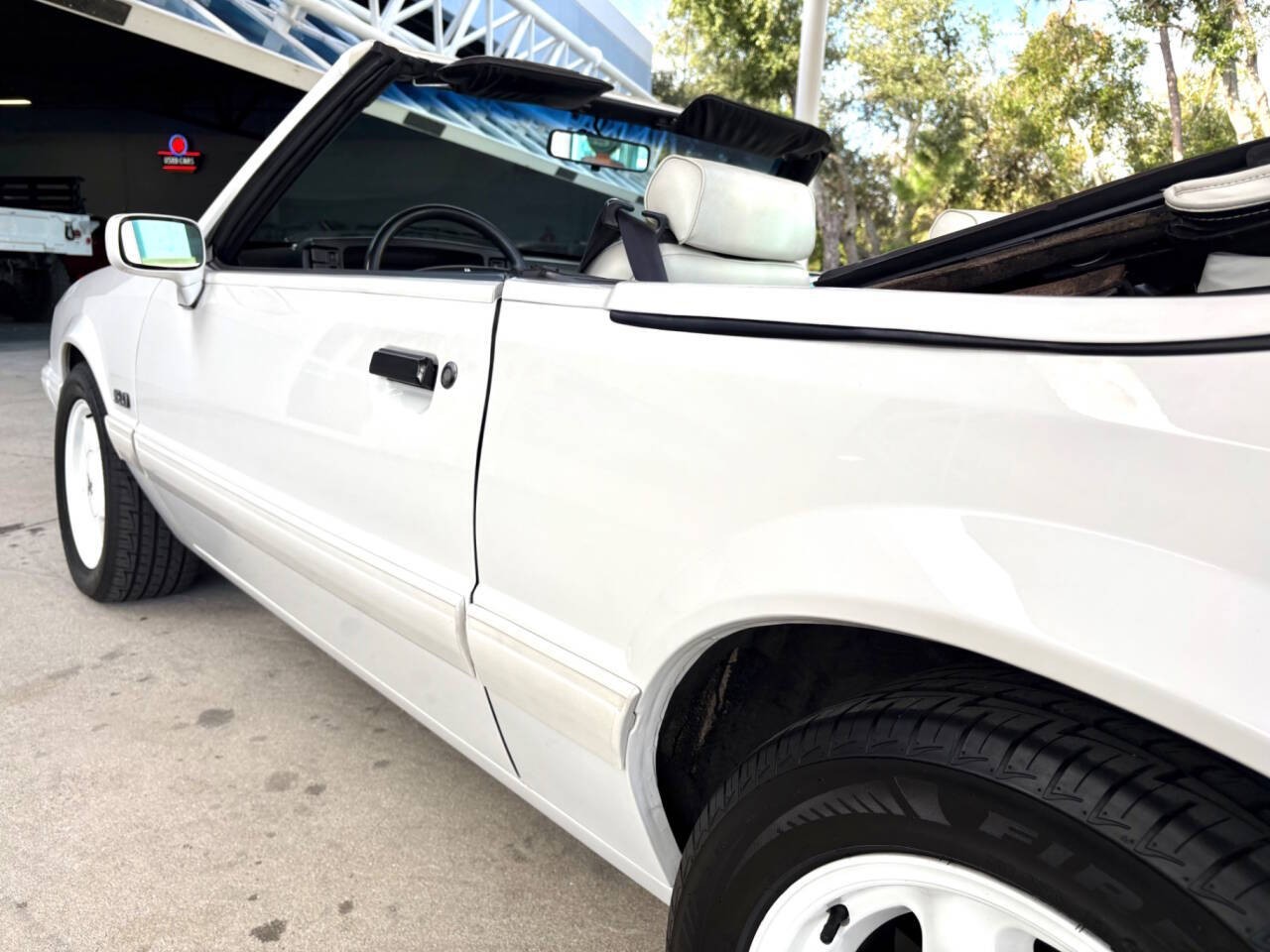 Ford-Mustang-1993-Convertible-14