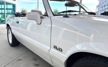 Ford-Mustang-1993-Convertible-18
