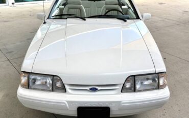 Ford-Mustang-1993-Convertible-2