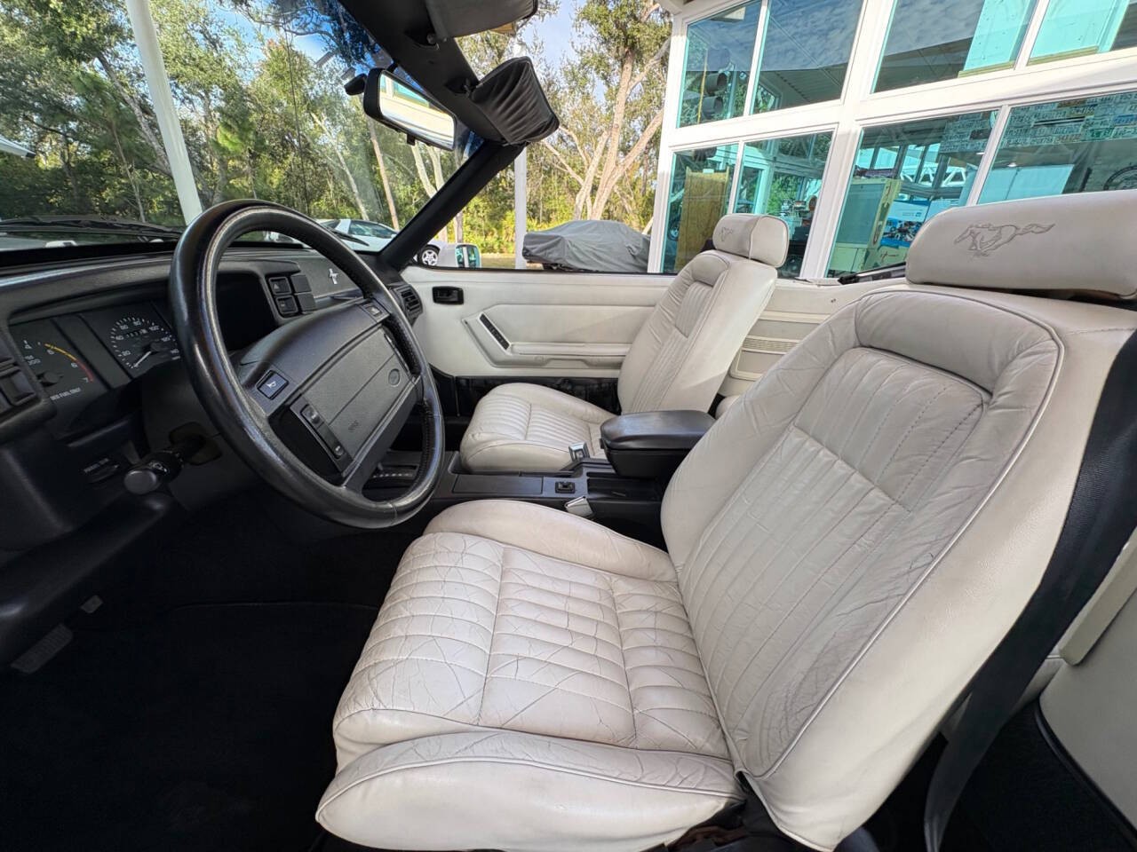 Ford-Mustang-1993-Convertible-25