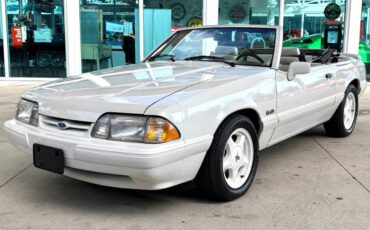 Ford-Mustang-1993-Convertible
