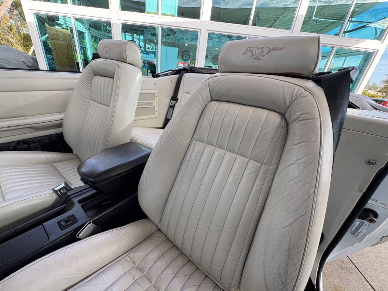 Ford-Mustang-1993-Convertible-26