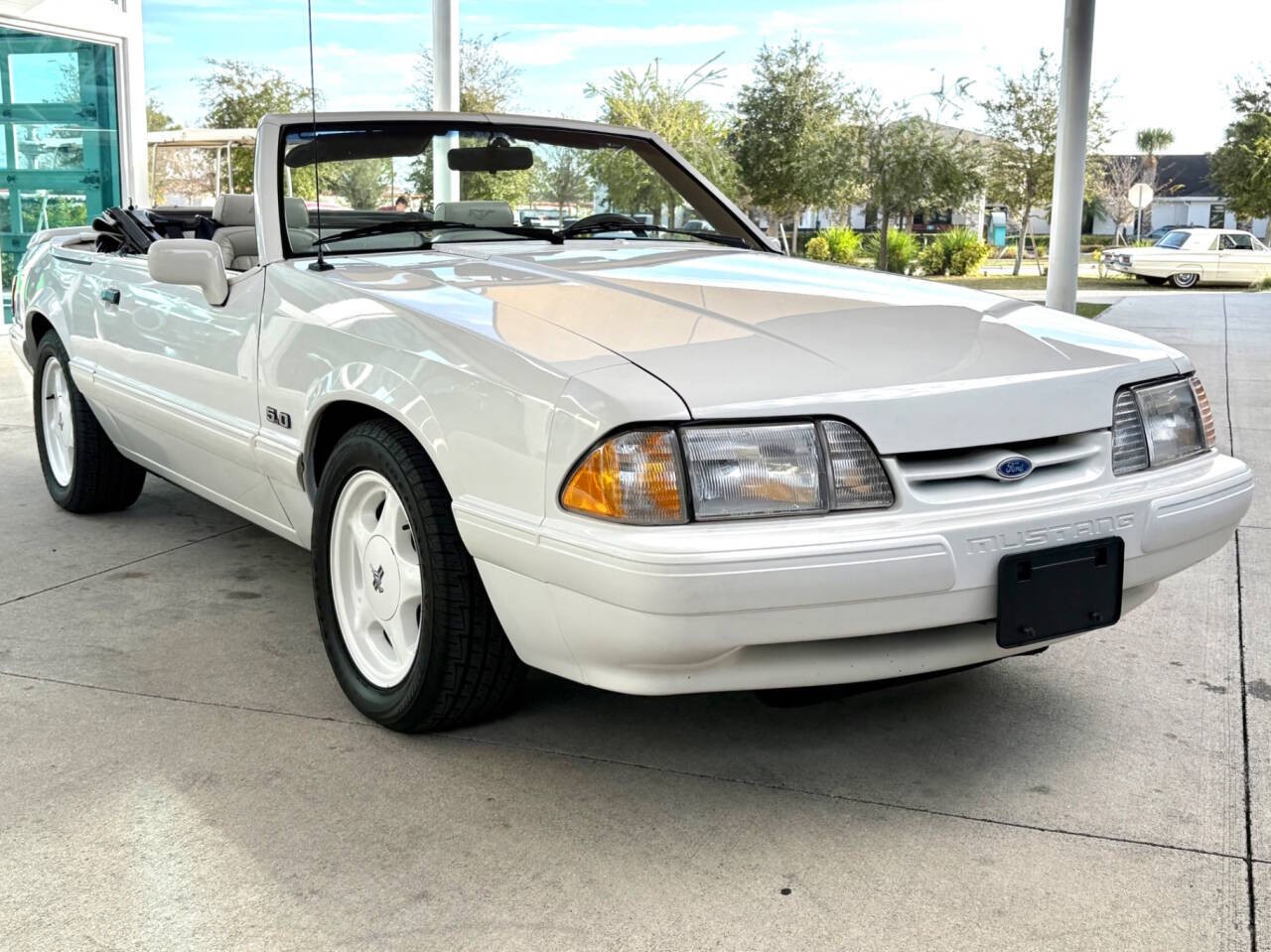 Ford-Mustang-1993-Convertible-3