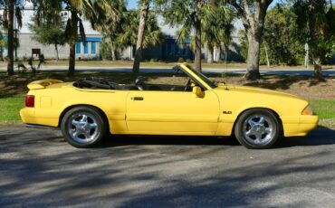 Ford-Mustang-1993-Convertible-3