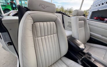 Ford-Mustang-1993-Convertible-32
