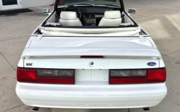 Ford-Mustang-1993-Convertible-7