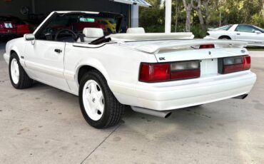 Ford-Mustang-1993-Convertible-9
