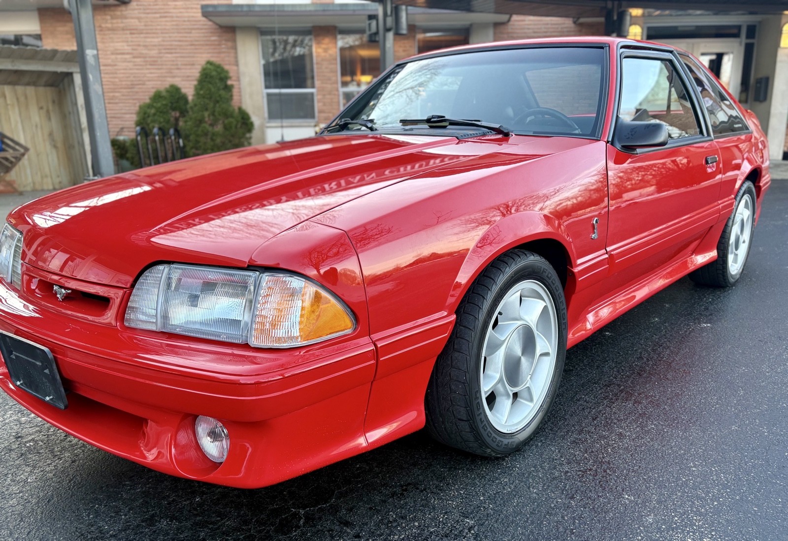 Ford-Mustang-1993-Hatchback-2