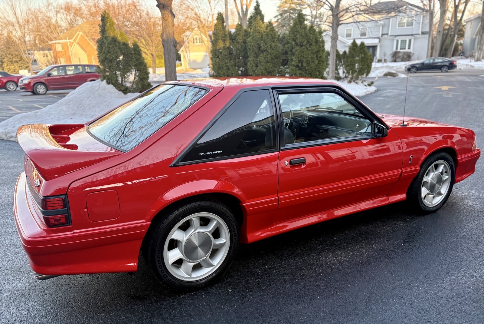Ford-Mustang-1993-Hatchback-23