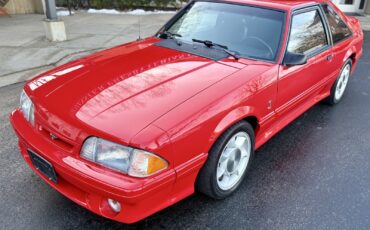 Ford-Mustang-1993-Hatchback-3