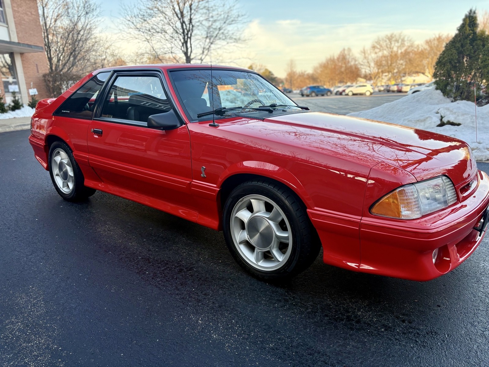 Ford-Mustang-1993-Hatchback-33