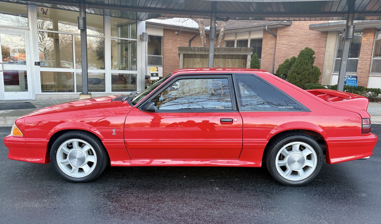 Ford-Mustang-1993-Hatchback-6