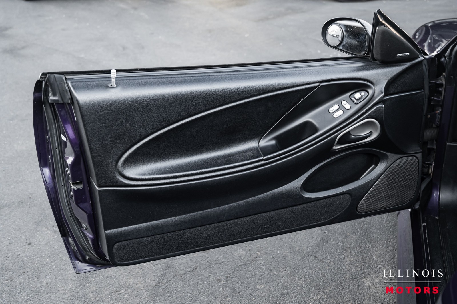 Ford-Mustang-1996-Coupe-19