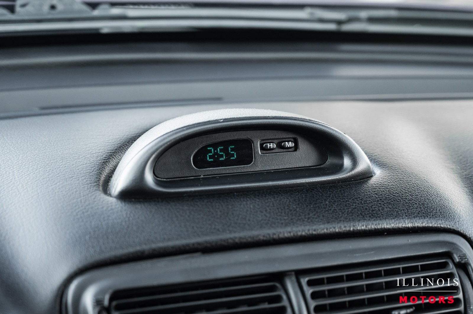 Ford-Mustang-1996-Coupe-27