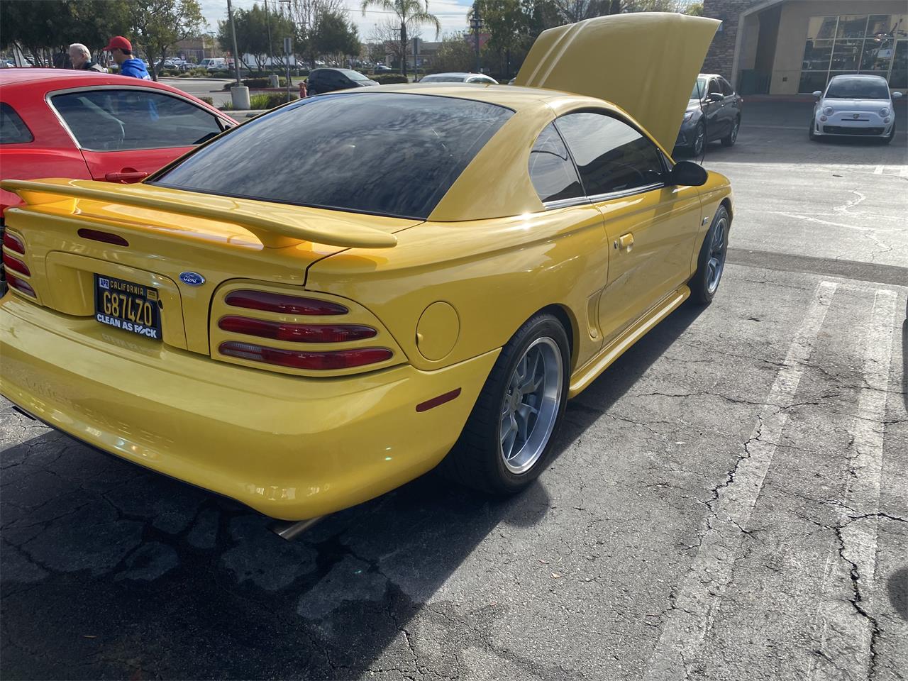 Ford-Mustang-gt-1994-Canary-Yellow-Black-4