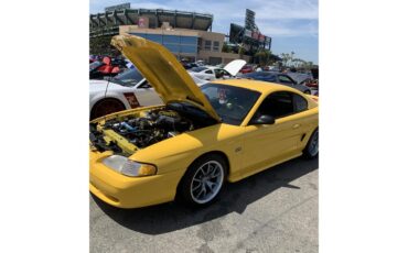 Ford-Mustang-gt-1994-Canary-Yellow-Black-6