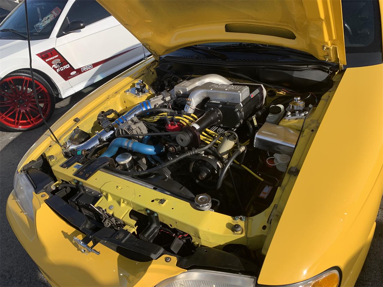 Ford-Mustang-gt-1994-Canary-Yellow-Black-8