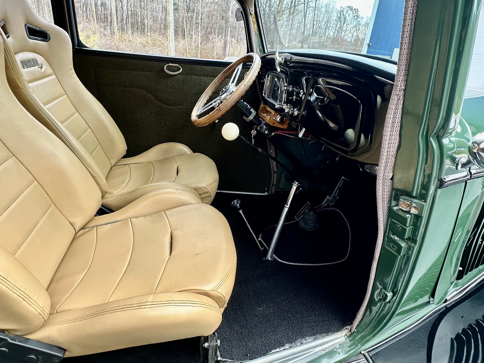 Ford-Other-1933-2-Door-Coupe-30