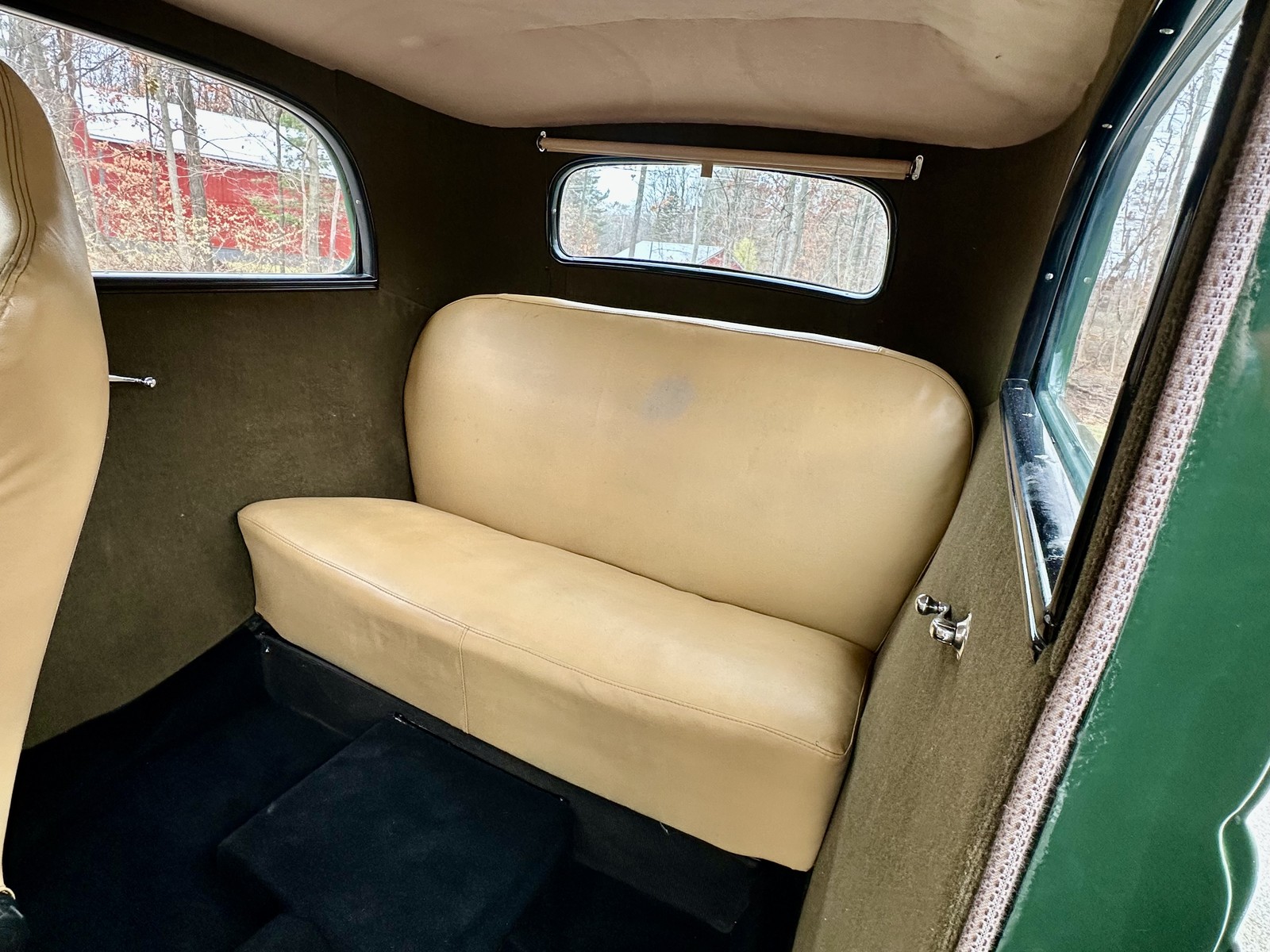 Ford-Other-1933-2-Door-Coupe-39