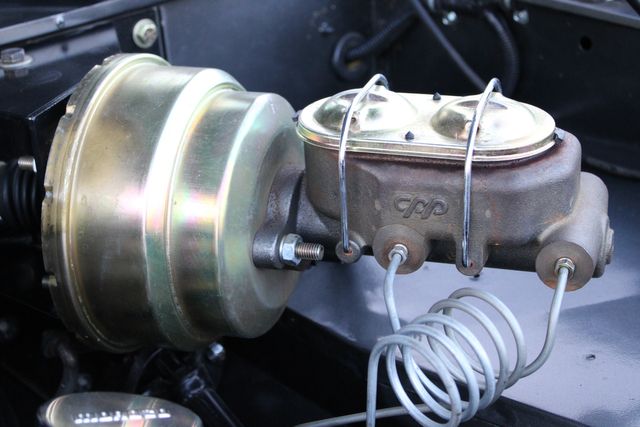 Ford-Other-1977-Gray-Black-13