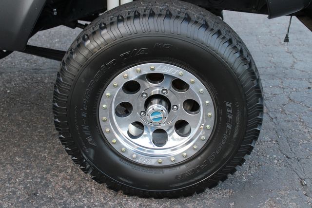 Ford-Other-1977-Gray-Black-21