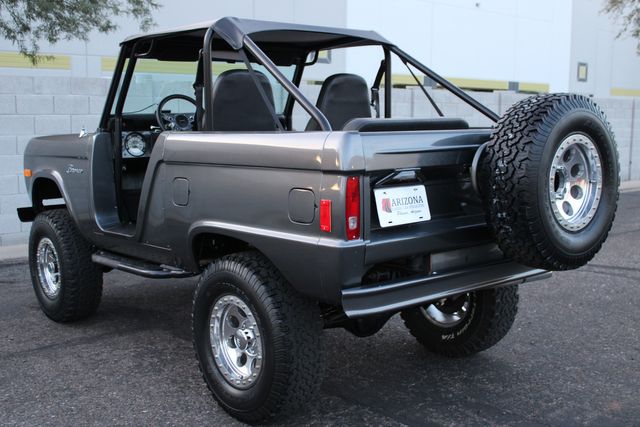 Ford-Other-1977-Gray-Black-43