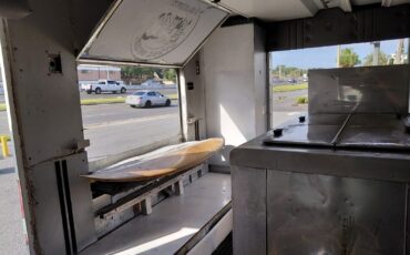 Ford-Other-1992-Ambulance-2