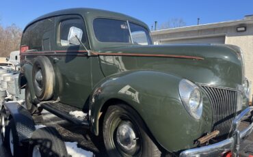 Ford-Panel-Delivery-1940-1