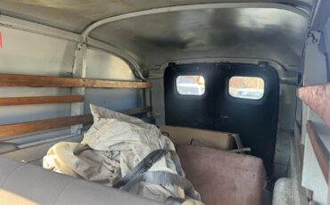 Ford-Panel-Delivery-1940-4